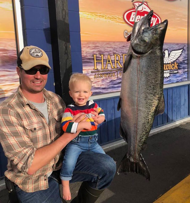 41lb chinook salmon caught in Victoria BC! 41lb chinook salmon caught in Victoria BC!